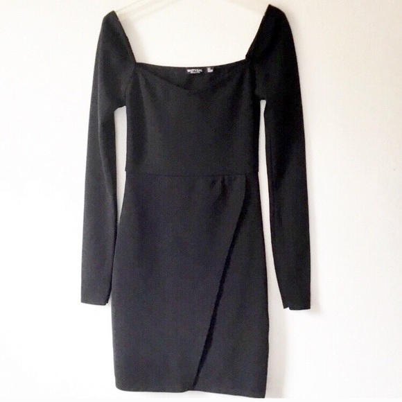 Nasty Gal Long Sleeve Faux Wrap Black Mini Dress Size 4 - Picture 2 of 8